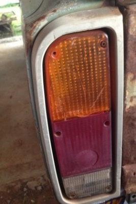 TOYOTA HILUX RN20 - 4 ขอ เรื่องเบนซิลสภาพดีสุดๆพร้อมใช้งาน เครื่องแห้งแรงดี ภายในเก๋งสวยคลาสสิคเดิมๆ ภายนอกกระบะมีผุเล็กน้อยพร้อมบรรทุกพร้อมใช้งาน ช่วงล่างแน่นยางสภาพดี 60\% พร้อมใช้งาน เอกสารทะเบียนชุดโอนครบ ราคาต่อรองได้ครับ