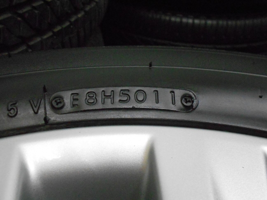 ขายล้อแม็ก Toyota Alphard Vellfire ตัวท็อปสุด ขอบ 18 พร้อมยาง Toyo ปลายปี 11/เทิร์นได้-ใส่ฟรีค่ะ