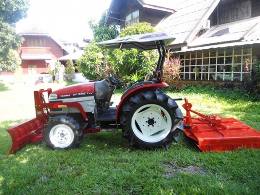 รถไถยันร์ม่า รุ่นEF352Tex 4WD 2เพลา อุปกรณ์ 4 อย่างมีดันหน้าใหม่  ผานใหม่LCS 5x22 ตัดหญ้าใหม่1.20ม.ของฮุย และโรตารี่สภาพใหม่ รถสภาพดี สนใจสอบถามได้ครับ