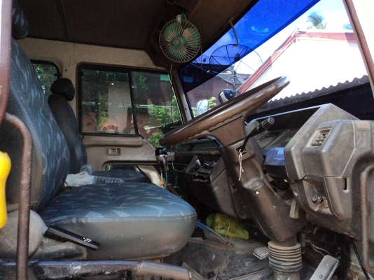 ขายถูกสิบล้อดั้ม fuso fn 527 m td 195 ปี 44