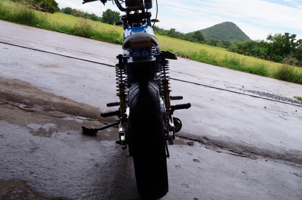 ขาย YAMAHA RX 100 ทะเบียน  แต่งเทพ ๆ เครื่อง LIFAN 250 สตาทร์มือ มีอินวอย สภาพตามรูป ขับแน่น ระบบไฟติดครบ ครับ