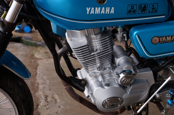 ขาย YAMAHA RX 100 ทะเบียน  แต่งเทพ ๆ เครื่อง LIFAN 250 สตาทร์มือ มีอินวอย สภาพตามรูป ขับแน่น ระบบไฟติดครบ ครับ