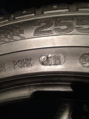 ขายยางContinantal 255-45-18 ปี11 1คู่ดอกหนา ถูกๆ ขายยางContinantal 255-45-18 ปี11 1คู่ดอกหนา ถูกๆ