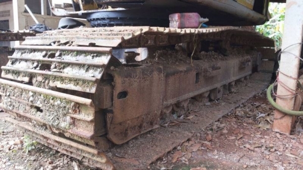 รถฮีโน่ 10 ล้อ ท้ายลาด 200 แรงม้า / รถแบคโฮ  ทูมิตรทูโม้  200A1 .  ( ขายคู่ )  สนใจติดต่อ 081 - 6079515