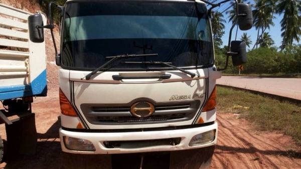 รถฮีโน่ 6 ล้อดั้ม FC4J 150 แรงม้า ปี 48 สนใจติดต่อ 081 - 6079515 รถฮีโน่ 6 ล้อดั้ม FC4J 150 แรงม้า ปี 48 สนใจติดต่อ 081 - 6079515