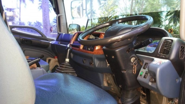 รถฮีโน่ 6 ล้อดั้ม FC4J 150 แรงม้า ปี 48 สนใจติดต่อ 081 - 6079515 รถฮีโน่ 6 ล้อดั้ม FC4J 150 แรงม้า ปี 48 สนใจติดต่อ 081 - 6079515