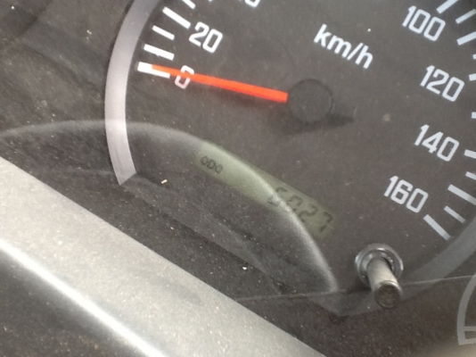 จองแล้วครับ ขอบคุณ คุณวิทยาขวัญทองมัดจำแล้วครับNMR  ปี55เครื่อง4JJ1E3N 130TURBOวิ่ง6พันกว่าโลรถไม่เตยเก็บสีขายที่765000บาทครับพ่อค้าตัดราคาสบายๆเอกสารพร้อมโอนจ้า