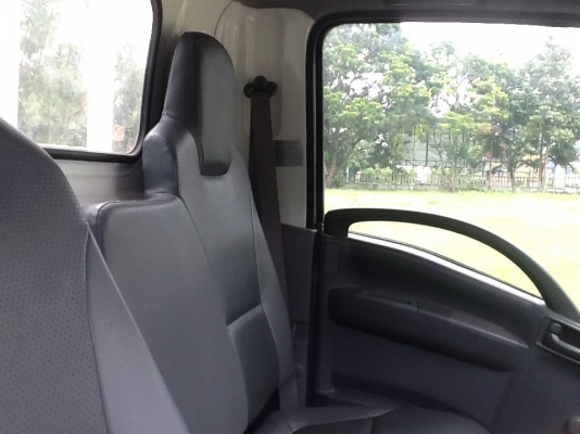 จองแล้วครับ ขอบคุณ คุณวิทยาขวัญทองมัดจำแล้วครับNMR  ปี55เครื่อง4JJ1E3N 130TURBOวิ่ง6พันกว่าโลรถไม่เตยเก็บสีขายที่765000บาทครับพ่อค้าตัดราคาสบายๆเอกสารพร้อมโอนจ้า