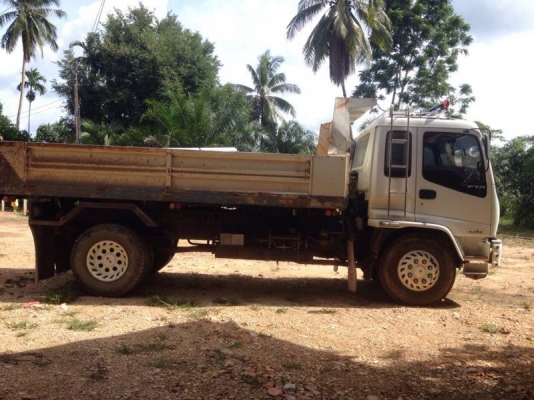 รถอีซูซุ 6 ล้อดั้ม FTR 200 แรงม้า ปี 50  สนใจตดต่อ 081 - 6079515