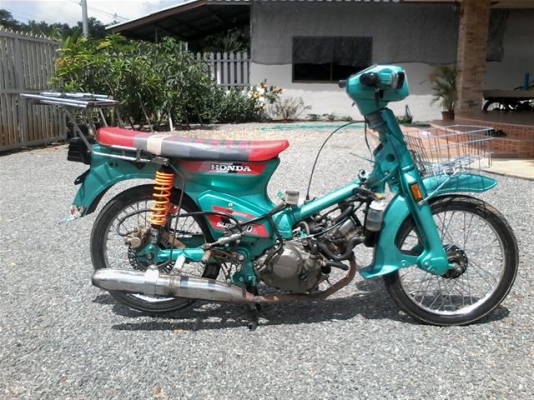 ขาย C700 วางเครื่องโซนิคเล่มทะเบียนเครื่องเครื่องแน่นๆสีสวยอะไหร่แต่งได้ตามรูปไม่ถอด ขาย 14500 บาท