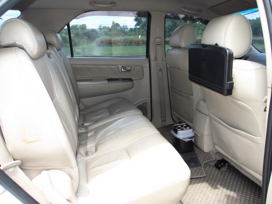 Fortuner 3.0 V ดีเซล 4WD เกียร์ออโต้ Fortuner 3.0 V ดีเซล 4WD เกียร์ออโต้