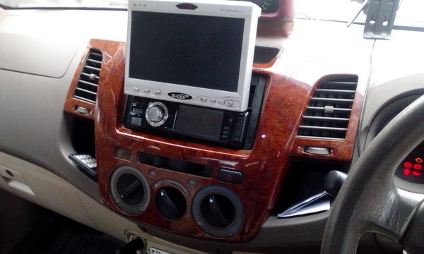 ต้องการขาย TOYOTA VIGO OFFROAD แต่งเต็มแต่งสวยๆ พร้อมขับหล่อๆ