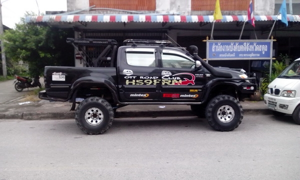 ต้องการขาย TOYOTA VIGO OFFROAD แต่งเต็มแต่งสวยๆ พร้อมขับหล่อๆ