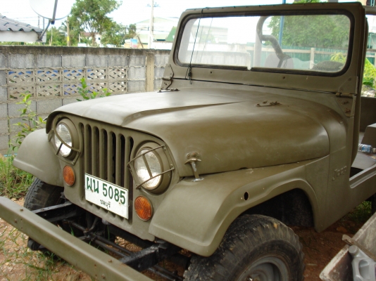 JEEP กบ CJ5