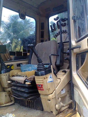 ขาย แบล็คโฮ รถขุด  แคทเตอร์พิลล่าร์  เลขตัวถัง 7DK00756  เลขเครื่อง 6LK00976  เครื่อง ดีเซล  เครื่องดี เอวแน่น  บูมไม่มีร้าว บุ้งกี๋เปลี่ยนใหม่ โซ่อัดใหม่   ปั๊มเร็ว  ไม่โหลด ภายในสวย  แต่ต้องเช็คระบบไฟใหม่ ราคาอยู่ประมาณ 10000 จาก การสอบถามช่างศูนย์ มาแล