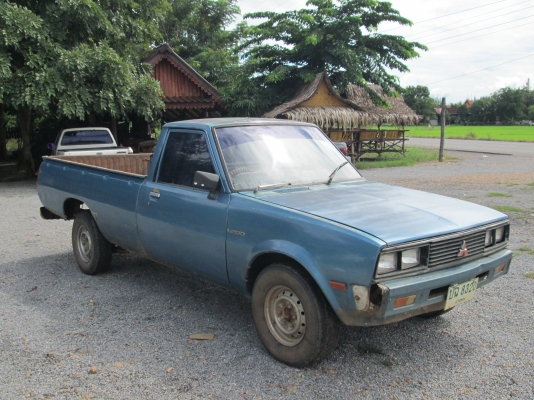 MITSUBISHI L200 2.40 ปี 1986 MITSUBISHI L200 2.40 ปี 1986