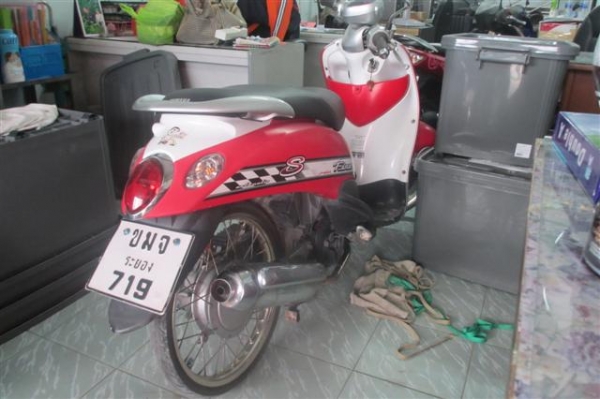 ขายเหมา/แยก 2 คัน MIO/FINO มีเล่มทะเบียนพร้อมชุดโอน อยู่ จ.ชลบุรี