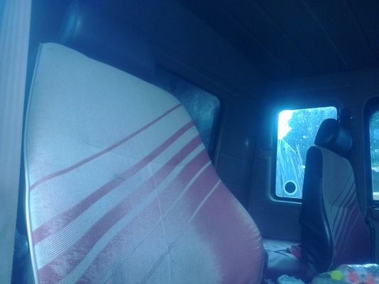 ขาย MITSUBISHI 2 เพลาดั้ม