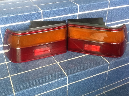 ไฟท้าย "HONDA-ACCORD-88-89" มี1คู่ ไฟท้าย "HONDA-ACCORD-88-89" มี1คู่