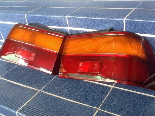 ไฟท้าย "HONDA-ACCORD-88-89" มี1คู่ ไฟท้าย "HONDA-ACCORD-88-89" มี1คู่