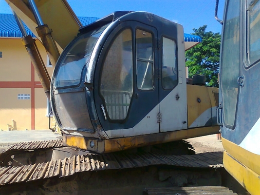 รถแบคโฮ SAMSUNG 210 LC เครื่องดี ปั้มดี ปั้ม K3V รถสวยกริ๊บ.ราคาต่อรองได้.