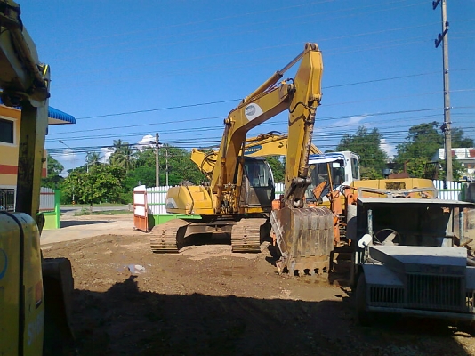 รถแบคโฮ SAMSUNG 210 LC เครื่องดี ปั้มดี ปั้ม K3V รถสวยกริ๊บ.ราคาต่อรองได้.