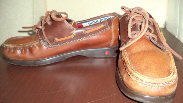 รองเท้าหนัง Hush Puppies เบอร์ 8 หรือ เบอร์ 42