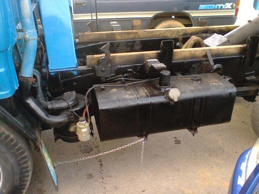 ขาย6ล้อดั้ม โคมัซสุ ปี29 เครื่อง85 เกียร์ดี คัดซีสวย ในเก๋งสวยครบ