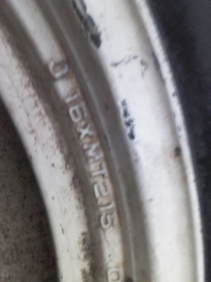 ขายล้อแม็ Suzuki GSXr 400 ขายล้อแม็ Suzuki GSXr 400