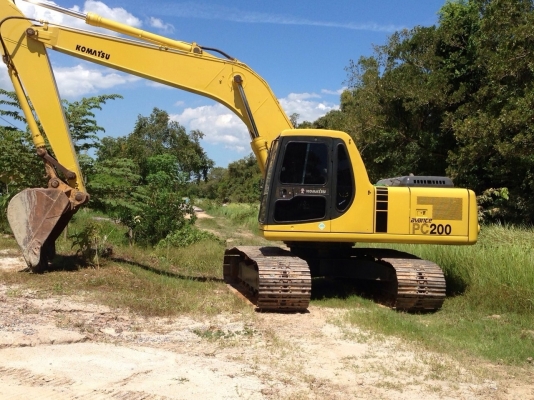 ขายด่วน!! KOMATSU PC200-6 สภาพสวยๆๆ ค่ะ