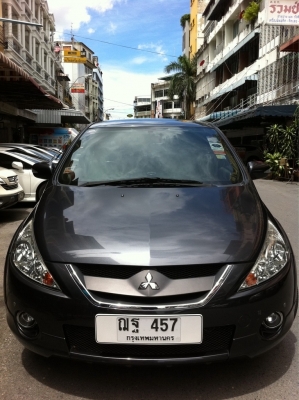 Mitsubishi space wagon 2.4 at