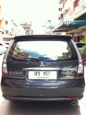 Mitsubishi space wagon 2.4 at