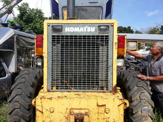 ขายด่วน รถเกรด KOMATSU GD625A-1 สภาพสวยจัด (เอกสารสัญญาชื่อขาย  ลดราแล้วครับ