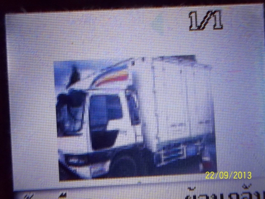 ขาย6ล้อ HINO  FD3H   195 HPยาว  6.50ม.พร้อมใช้  ปี46   ประตู 10บานไม่มีเสากลาง