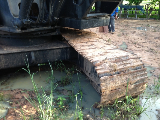 ขายKOBELCO รุ่น 200 มีภาพวีโอ หมายเลขตัวรถ lN-05281 หมายเลขเครื่อง 6D15-193362 สภาพดีเดิมๆ เครื่องเดิมปั๊มเดิม แห้งดีไม่มีเยิ้ม บูมอาร์มสวย มีปะบ้างเล็กน้อย ช่วงล่างโรลเลอร์ โซ่บูทใบแทรกสภาพดี เอกสารเล่มทะเบียน ราคาต่อรองได้ครับ สนใจติดต่อ คุณ ชัยยา ขายKOBELCO รุ่น 200 มีภาพวีโอ หมายเลขตัวรถ lN-05281 หมายเลขเครื่อง 6D15-193362 สภาพดีเดิมๆ เครื่องเดิมปั๊มเดิม แห้งดีไม่มีเยิ้ม บูมอาร์มสวย มีปะบ้างเล็กน้อย ช่วงล่างโรลเลอร์ โซ่บูทใบแทรกสภาพดี เอกสารเล่มทะเบียน ราคาต่อรองได้ครับ สนใจติดต่อ คุณ ชัยยา