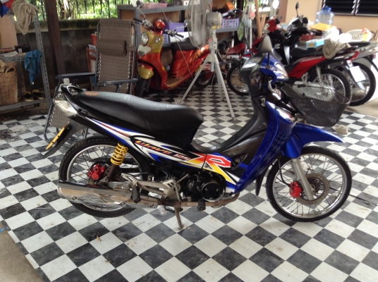 ขาย!!!เวฟ125R กุญแจใหญ่ ดิสหน้าหลัง ปี48 เครื่องเดิมแน่นๆ ทะเบียนครบ ภาษีไม่หมด