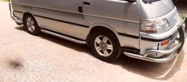 กันชนแสตนเลสรอบคันของหัวจรวด สภาพสวยมากๆ ครบทุกชิ้น