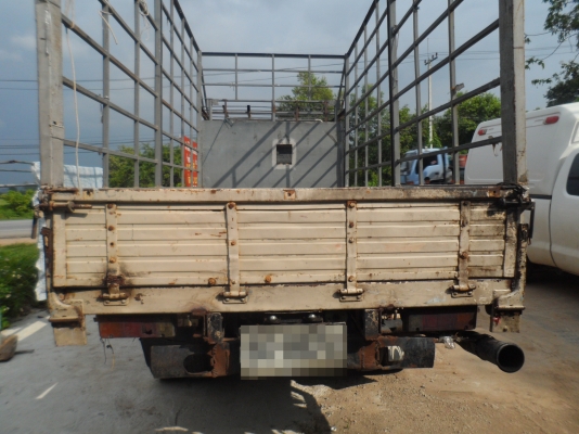 ขาย TOYOTA หกล้อ หนุ่มทางหลวง