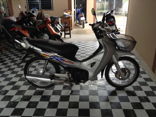 ขาย!!!เวฟ125R สต๊าทมือ ปี48 เครื่องเดิมแน่นๆ ทะเบียนครบ ภาษีไม่หมด