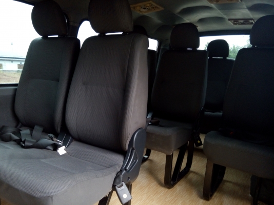 ขายรถตู้toyotaเครื่อง2.5พร้อมใช้เดิมๆรถบ้านจะชื้อคันไหม่