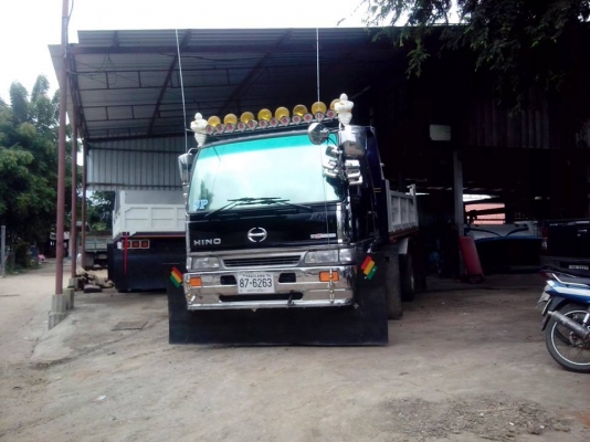 ต้องการขาย รถดั้ม Hino เครื่อง 165เกียร์ Rockky 195 ดั้มใหม่6ตัน