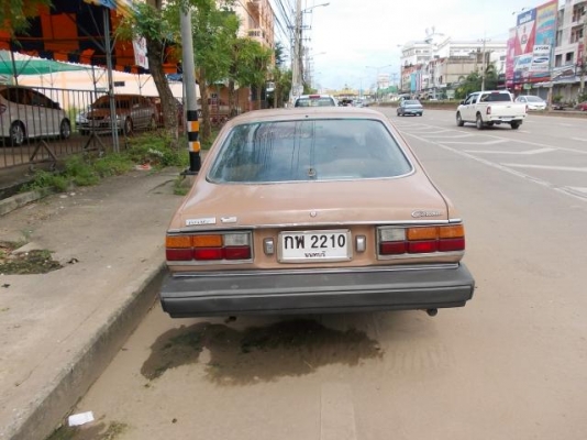 TO YOTa ลิสแบค....34000 ทะเบียนเต็ม + LPG ไดชาต์ ไหม่.....คาบูไหม่....แบตไหม่.รถยังไม่ได้ล้าง โทร0871114918.