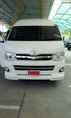 บริการให้เช่า-เหมารถตู้ VIP 3 แถว 10 ที่นั่งพร้อมคนขับ