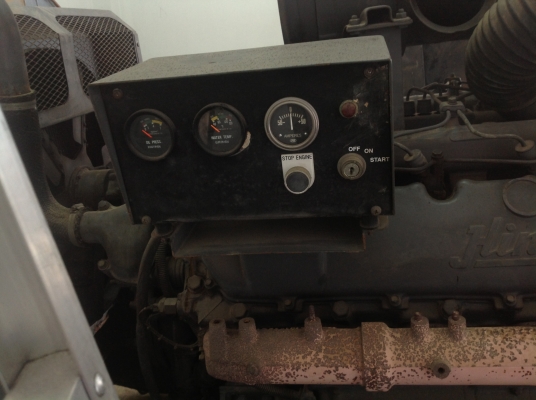 ขายเครื่องกำเนิดไฟ้า 125KVA 100kW = 235,000 B.