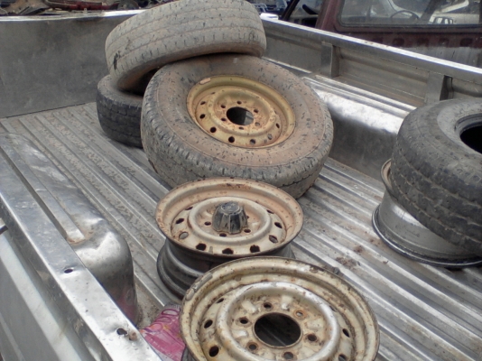 ขายกระบะเลส  สภาพสวย (ใส่รถบิ๊กเอ็มได้ทุกรุ่น)