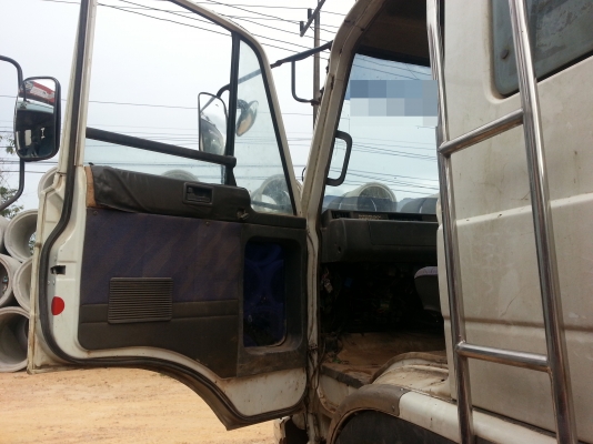 NISSAN DIESEL ราคาขายด่วน  690,000 บาทค่ะ