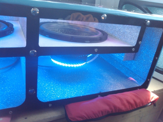 ขายตู้ซับ10" ใสสองหน้าผ้าเกล็ดพร้อมไฟ พร้อมดอกวอยคู่ชั้นเดียว ของใหม่ ขายตู้ซับ10" ใสสองหน้าผ้าเกล็ดพร้อมไฟ พร้อมดอกวอยคู่ชั้นเดียว ของใหม่