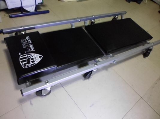 Creeper Seat เก้าอี้มีล้อสำหรับงานซ่อม ต่างๆๆมีที่เก็บเครื่องมือ ประแจ