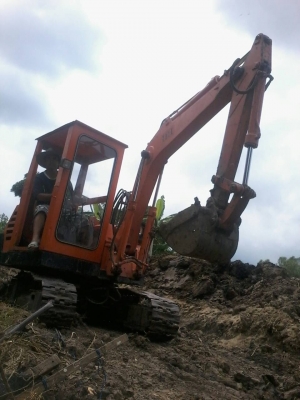 รถแบคโฮเล็ก