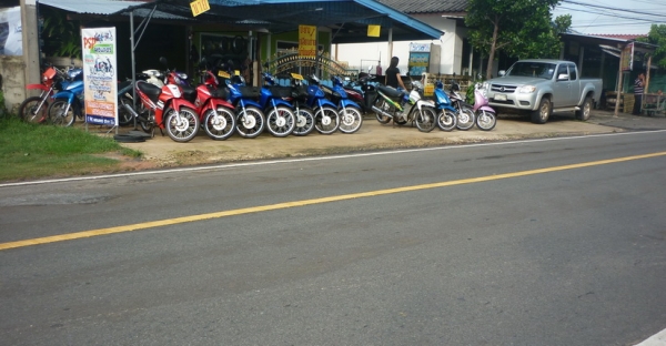 เวฟ 100ublox  สามคันสตาทมือ1คัน    49500 บาท